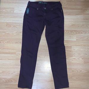 NWT Suki Skinny Silver Jeans